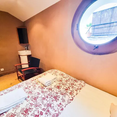 Botel Exigehome-large Houseboat With Rooftop&spa Near Paris-céline Dion